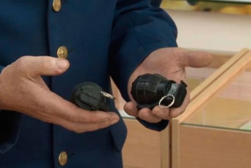 Капитал - Еще один учитель НВП проходит по делу о взрыве гранаты