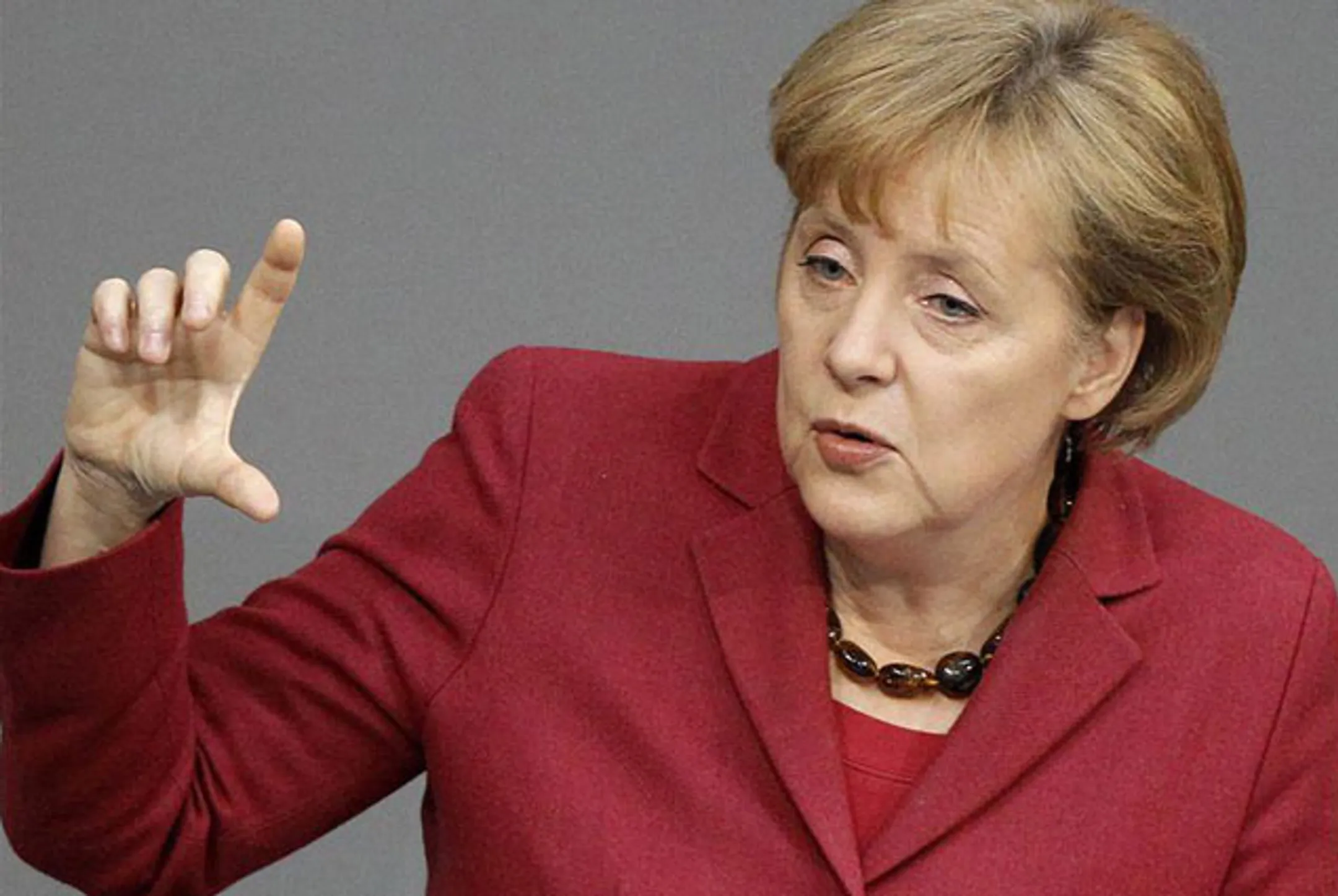 Меркель пообещала не вводить новые санкции к России - Image Kapital.kz