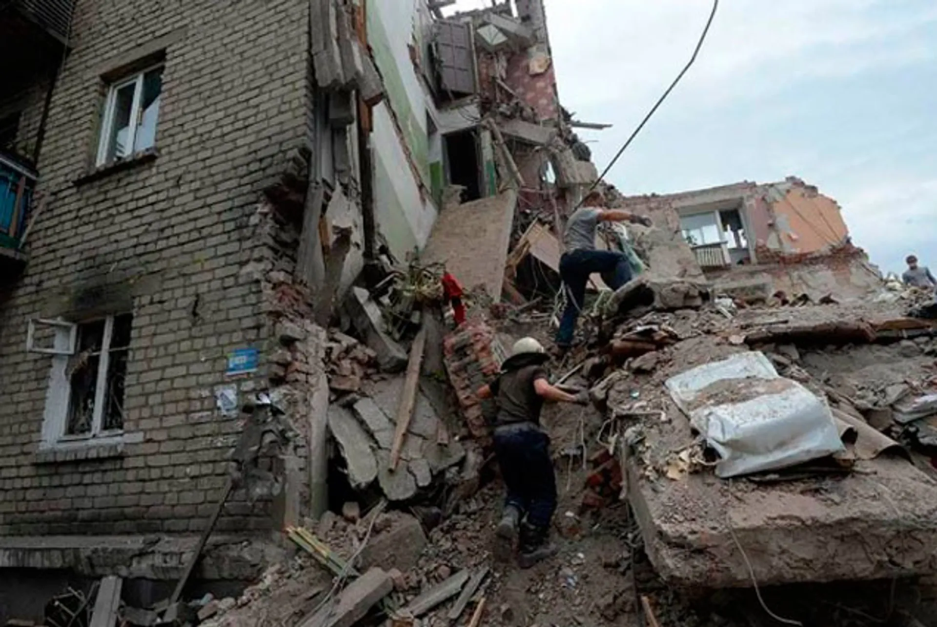 Капитал - В пригородах Донецка и в Марьинке идут бои