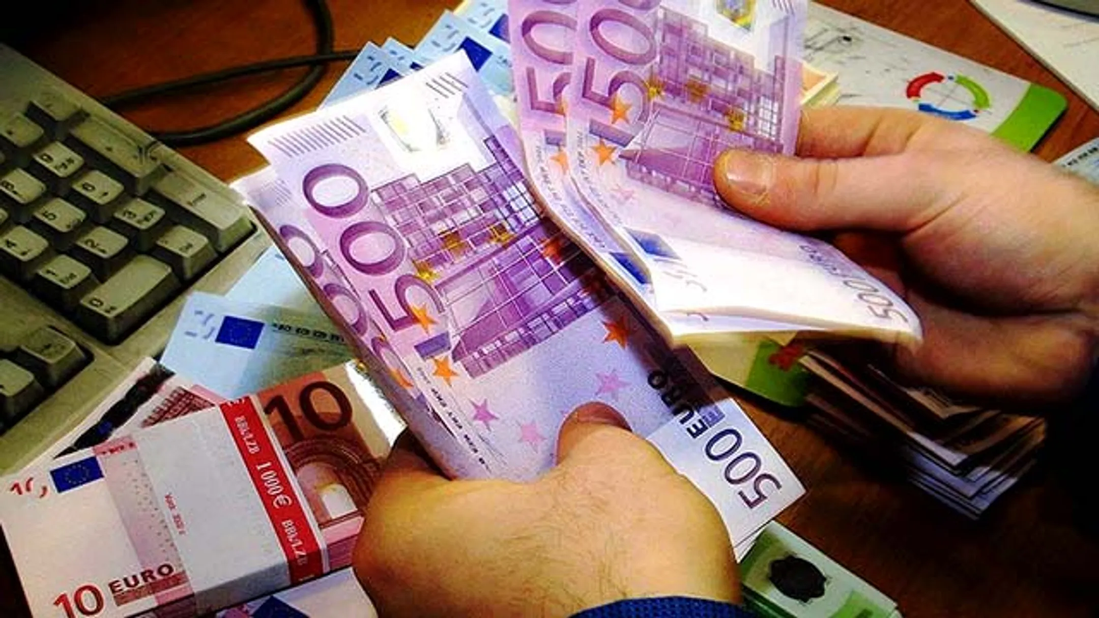 Отмена купюры в 500 евро важна для борьбы с отмыванием денег - Image Kapital.kz