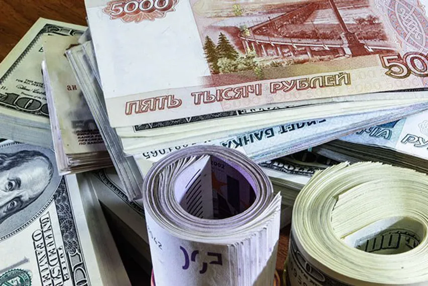 Капитал - Рубль продолжает стремительно дешеветь