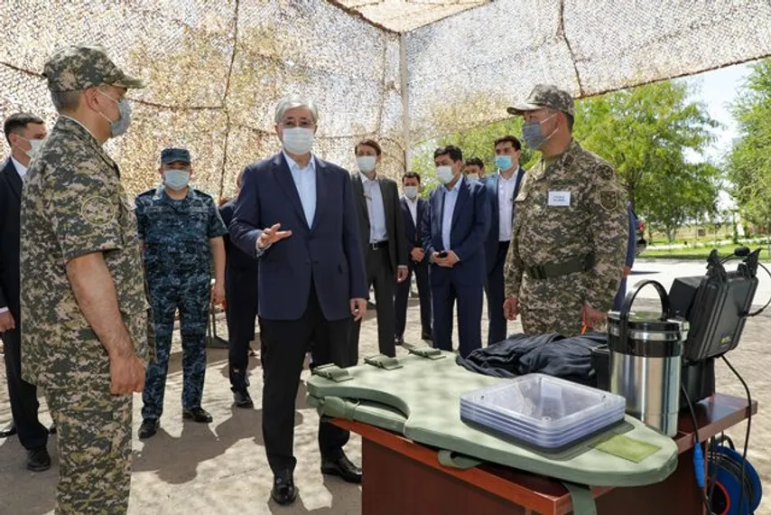 Капитал - Президент посетил военный полигон в городе Арыс