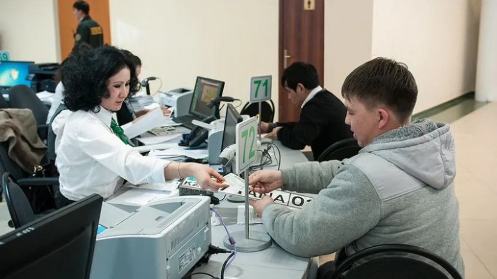 Капитал - В Казахстане стареет автопарк