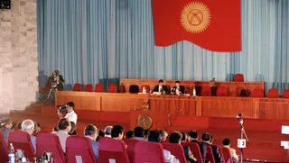 Капитал - Парламент Кыргызстана одобрил состав нового правительства