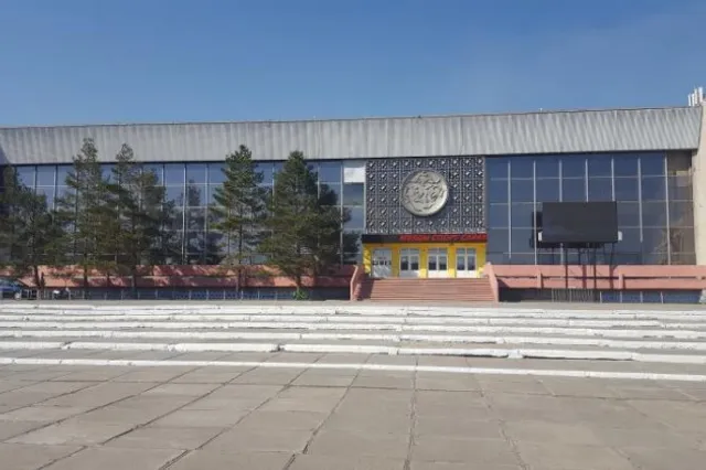 Ледовый дворец спорта в городе Рудном продан