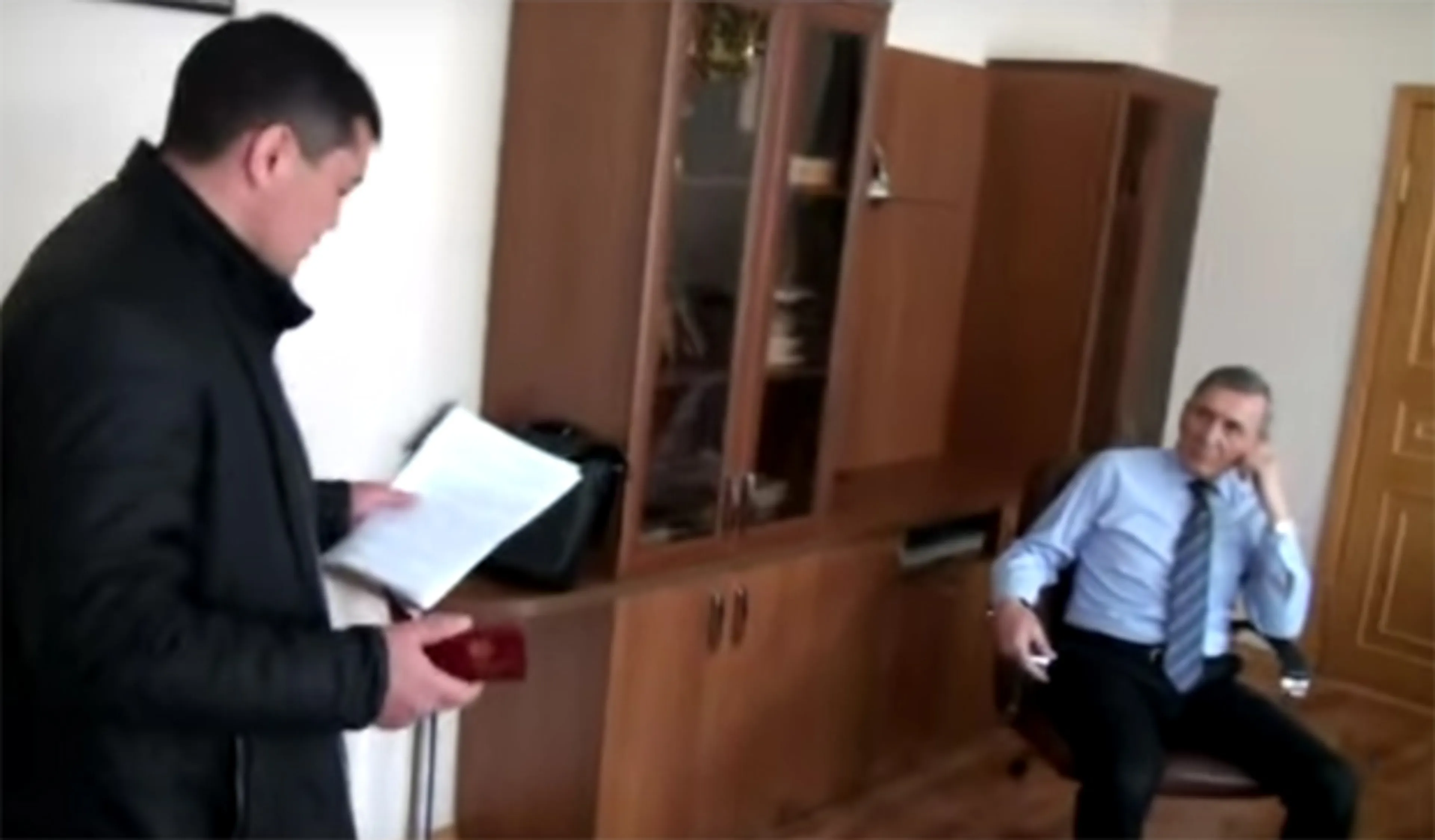 Капитал - За взятку задержан еще один крупный чиновник