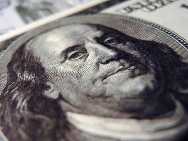 Капитал - Депутат рекомендует бизнесу не связываться с долларом