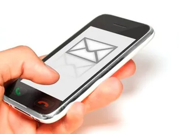 Выручка от SMS снизилась впервые за 20 лет