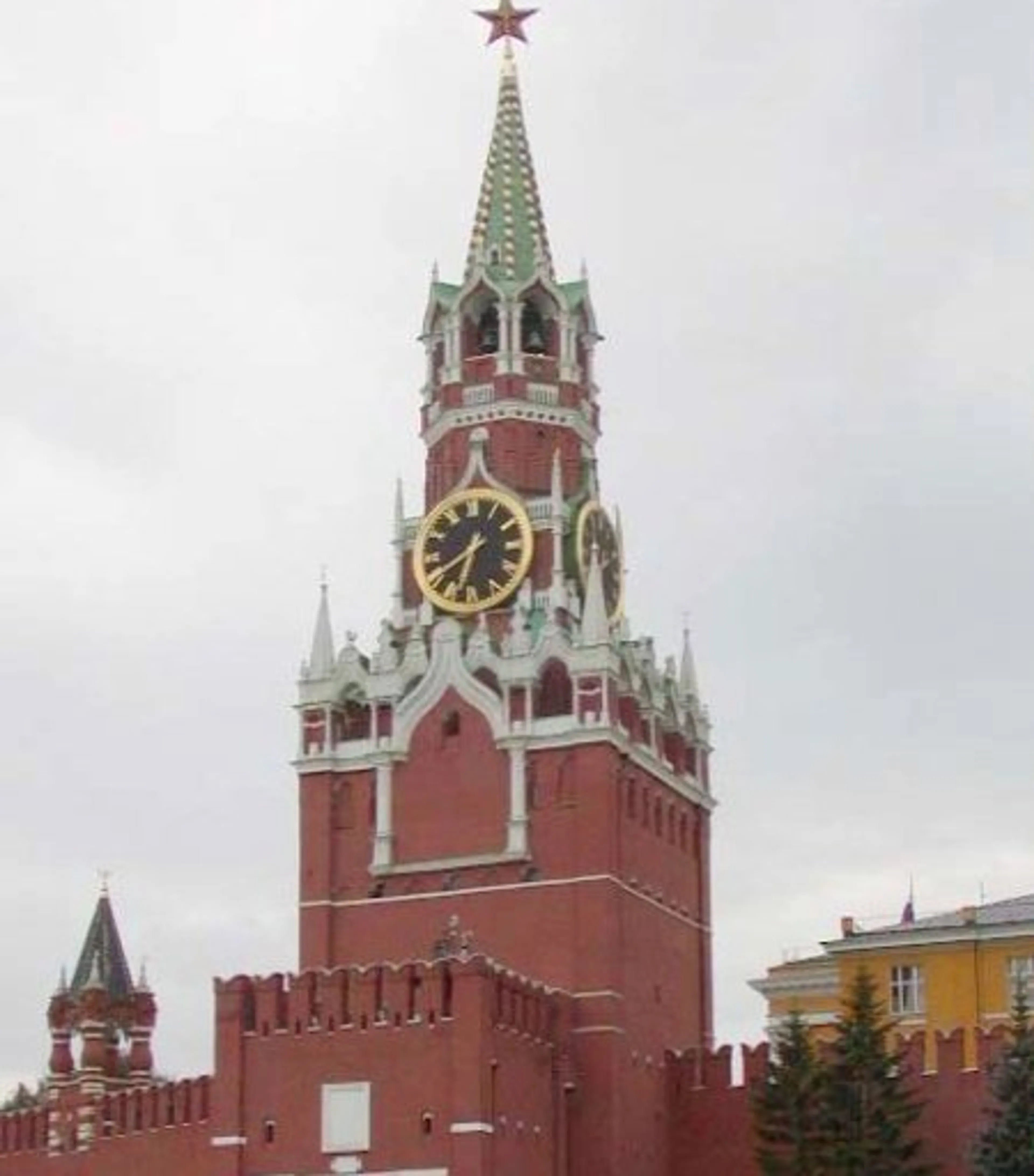 Капитал - Кремлю дали надбавку