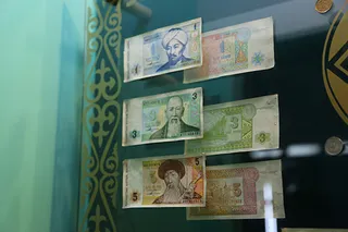 Капитал - Как и когда обновлялись банкноты в Казахстане?