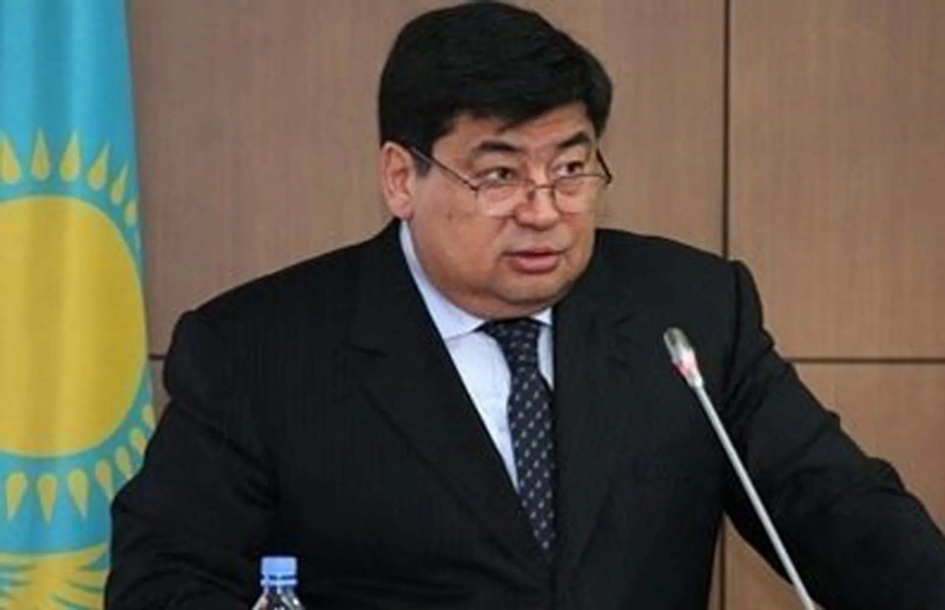 Капитал - Рашид Тусупбеков назначен депутатом сената