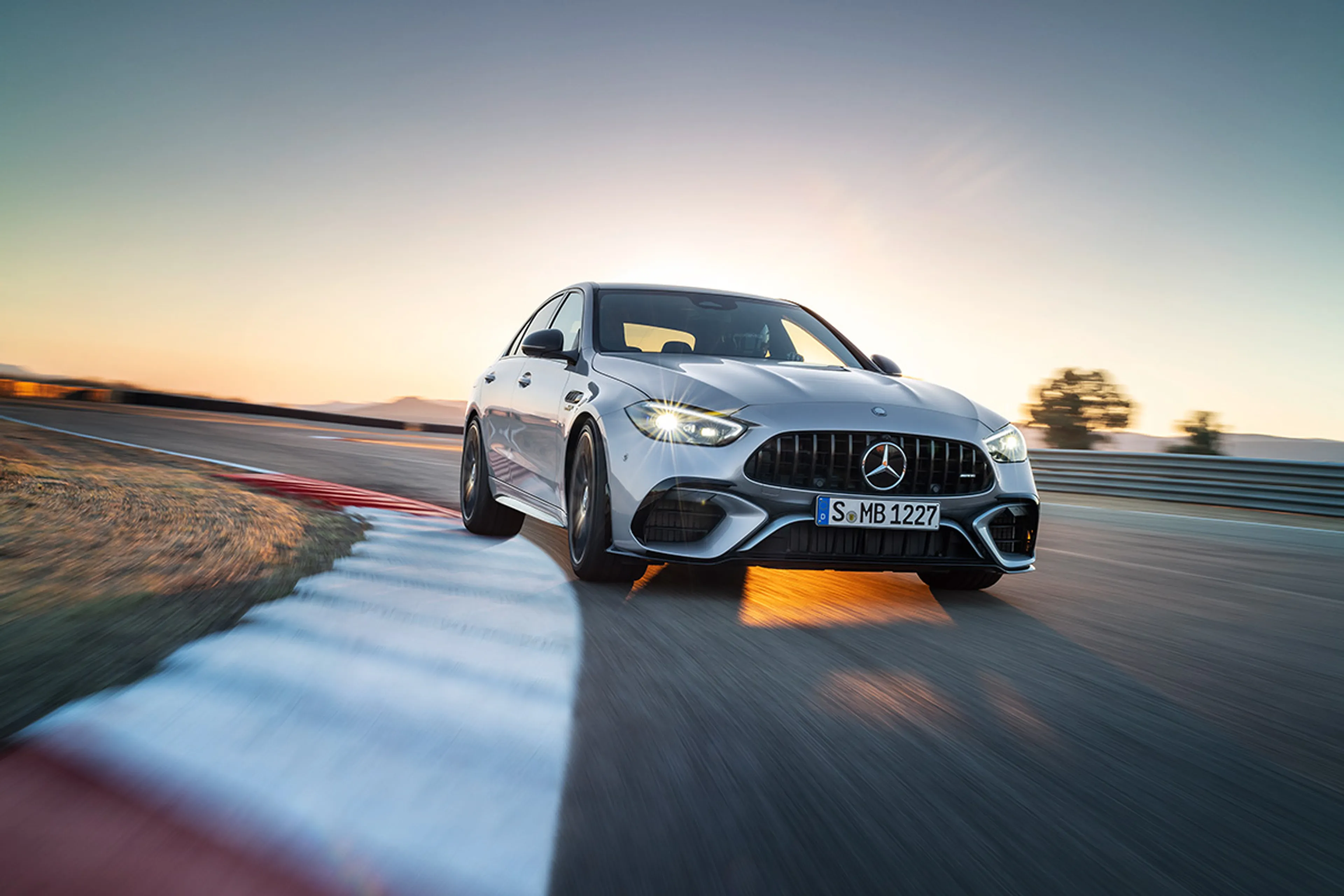 Капитал - Новый Mercedes-AMG C 63 и Hyundai без суперкара