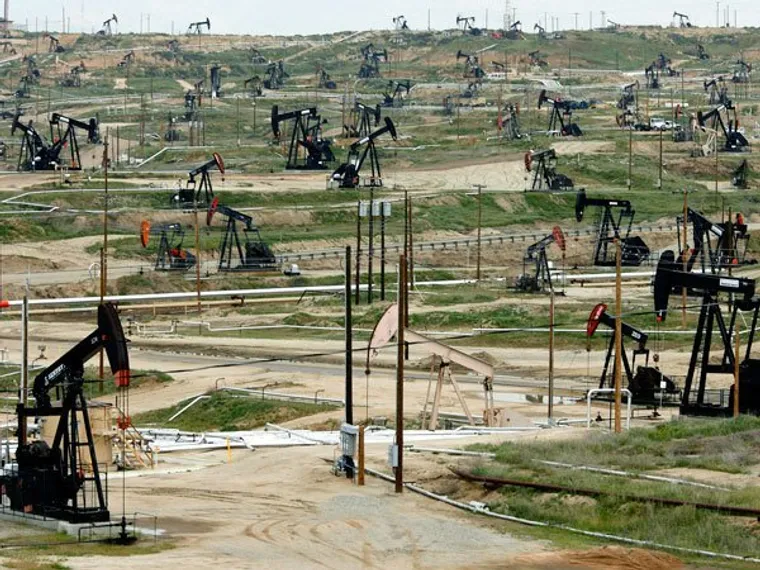 Капитал - Эквадор выставил на торги нефтегазовые месторождения