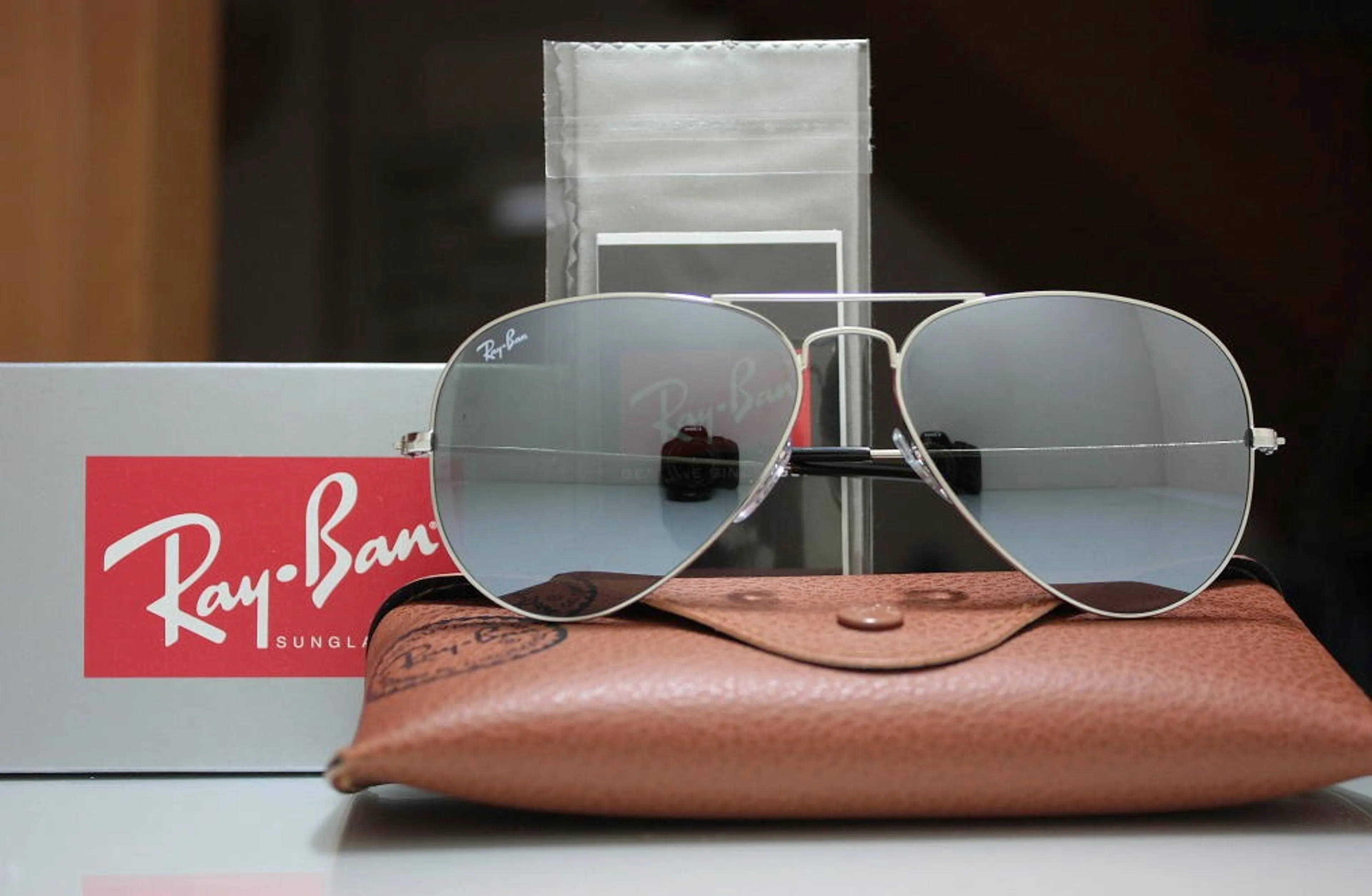 Капитал - Google заинтересовалась партнерством с владельцем бренда Ray-Ban