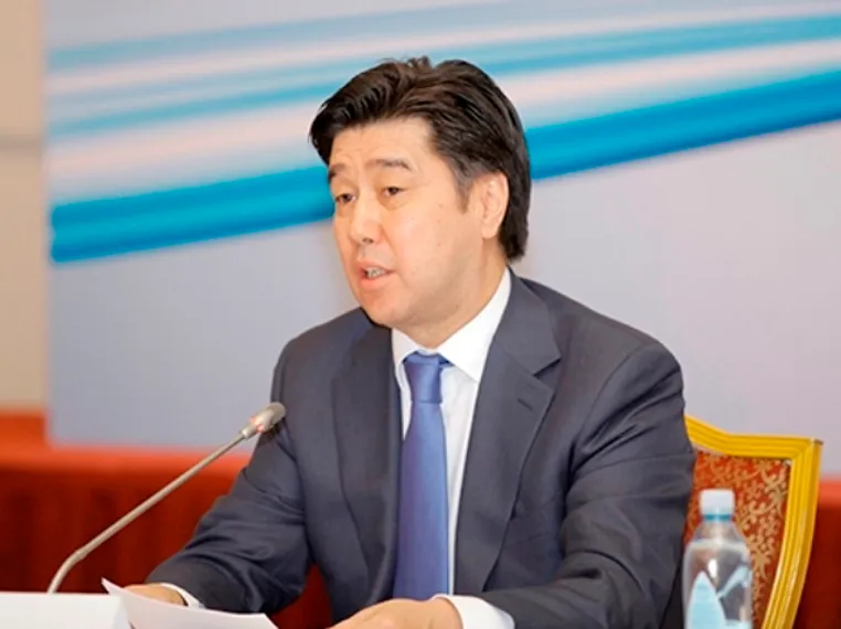 Капитал - Повышение получили 155 госслужащих