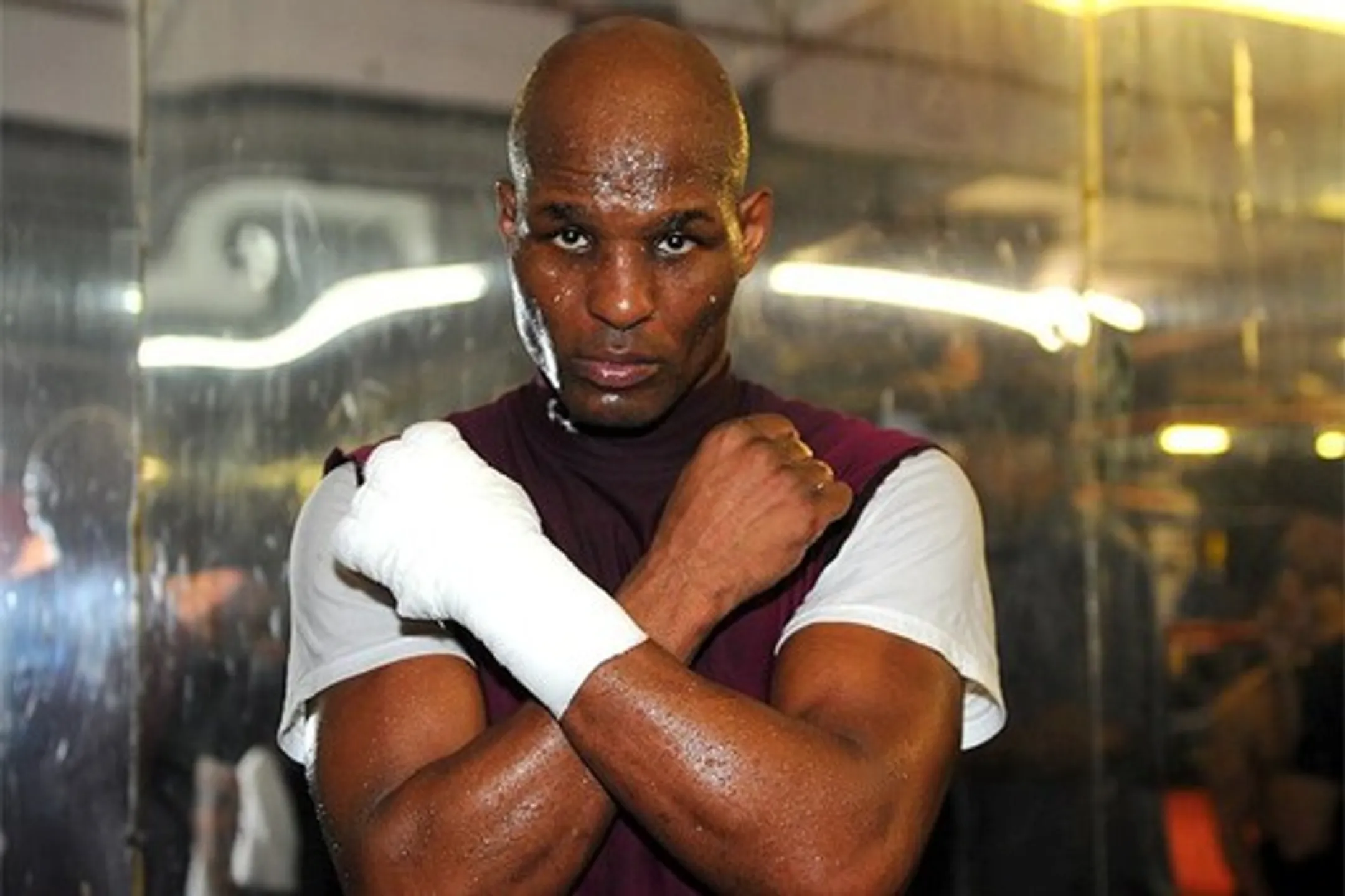 Хопкинс снова побил рекорд самого возрастного чемпиона по боксу - Image Kapital.kz