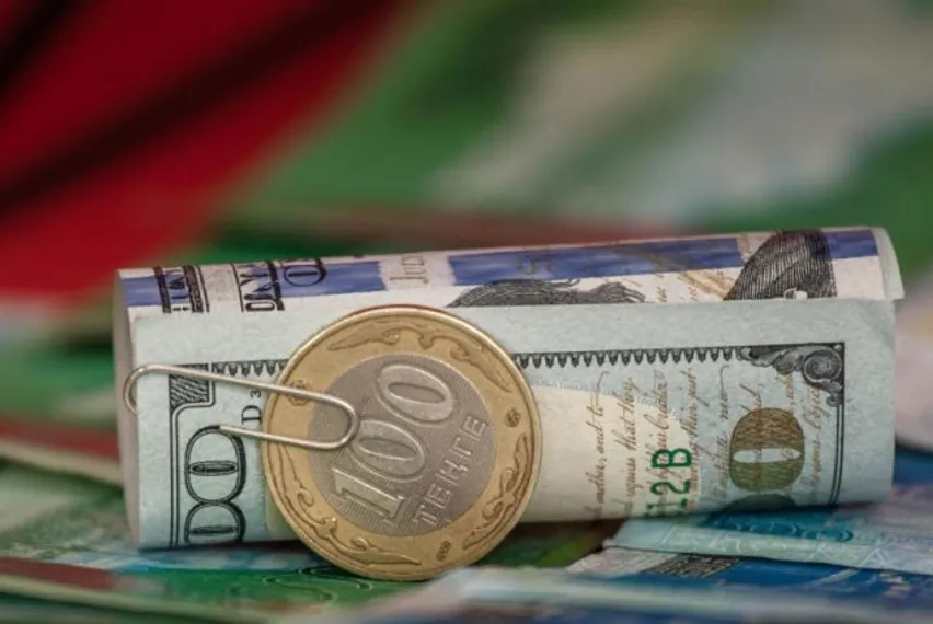 Капитал - В октябре доходы казахстанцев увеличились на 7,7%