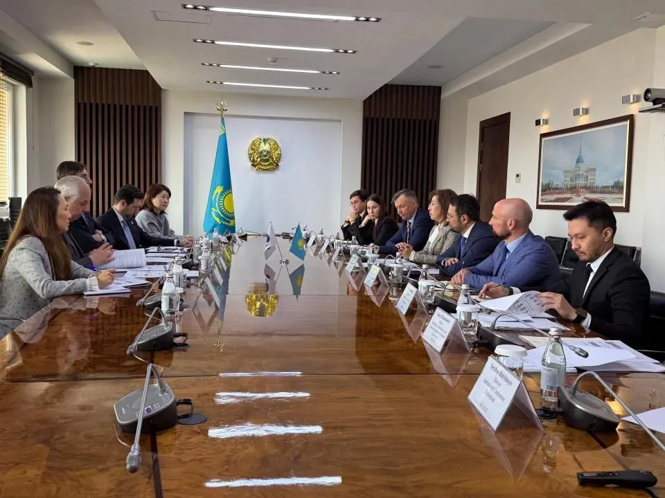 АРРФР, Нацбанк и ЕБРР будут разрабатывать программу развития фондового рынка РК