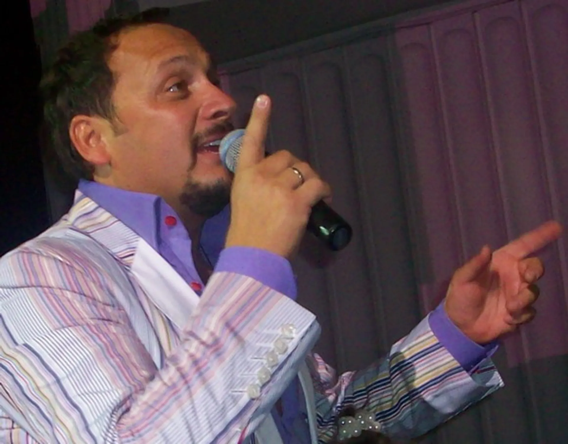 Капитал - Новогодние корпоративы: Стас Михайлов подешевел, Натали подорожала