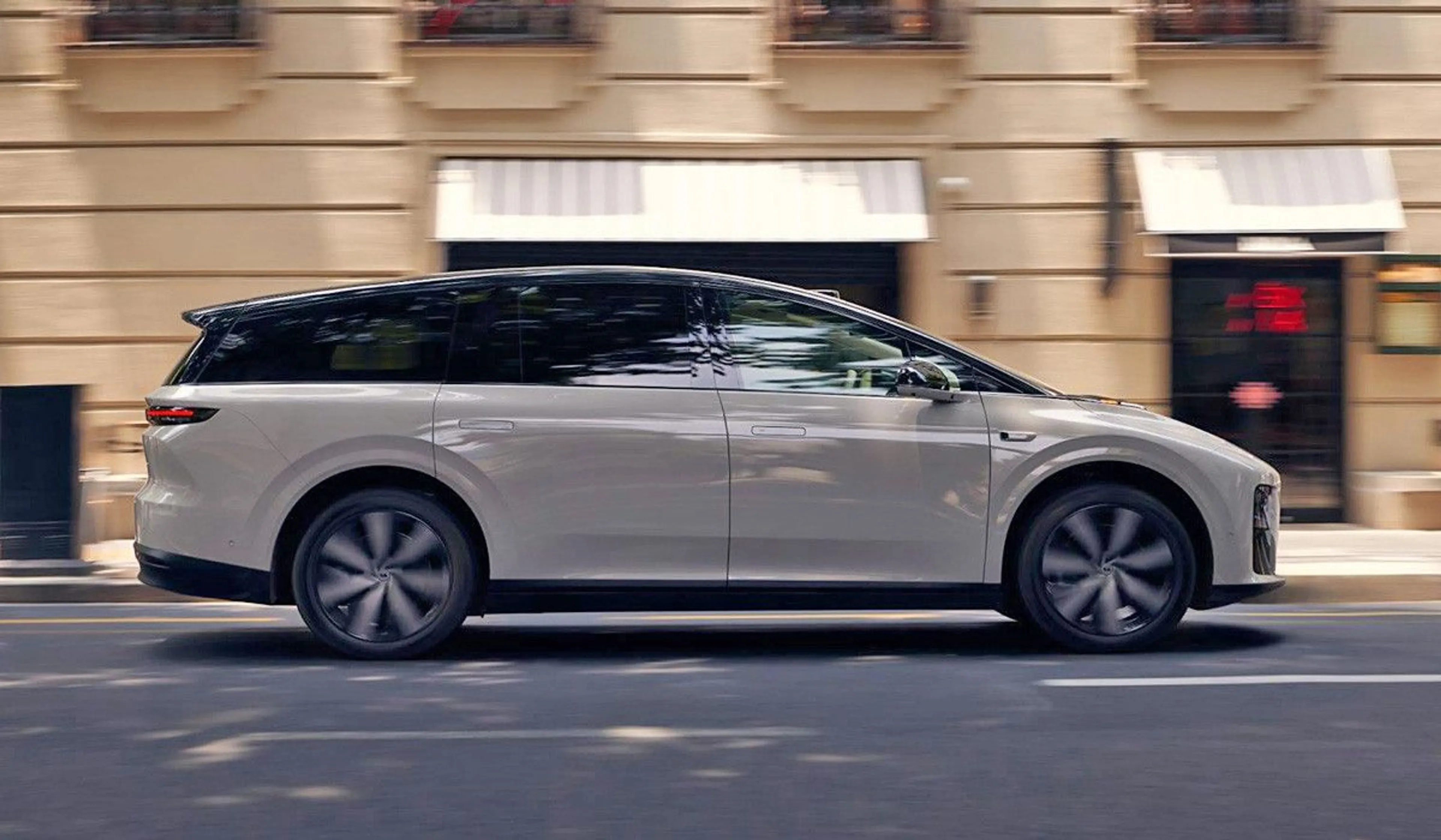 Капитал - Подробности о Li i8 и гибридный smart #5