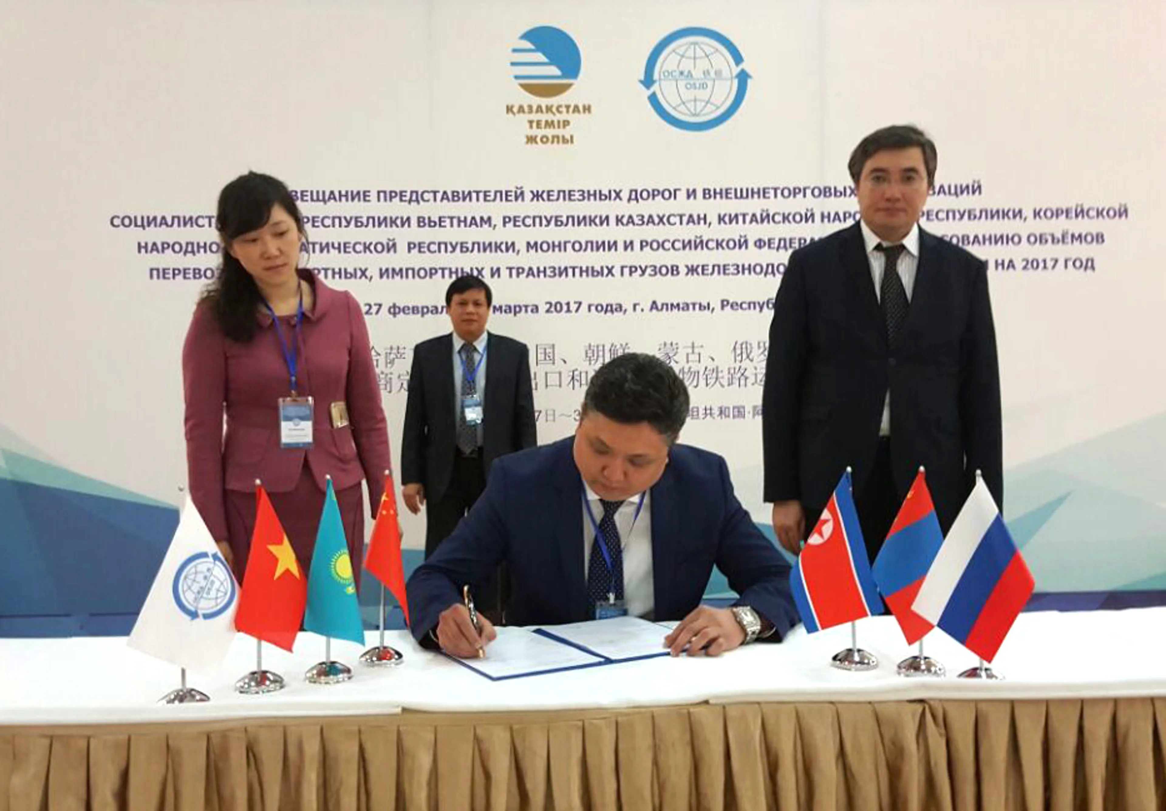 Капитал - Казахстан и Китай планируют увеличить грузооборот на треть