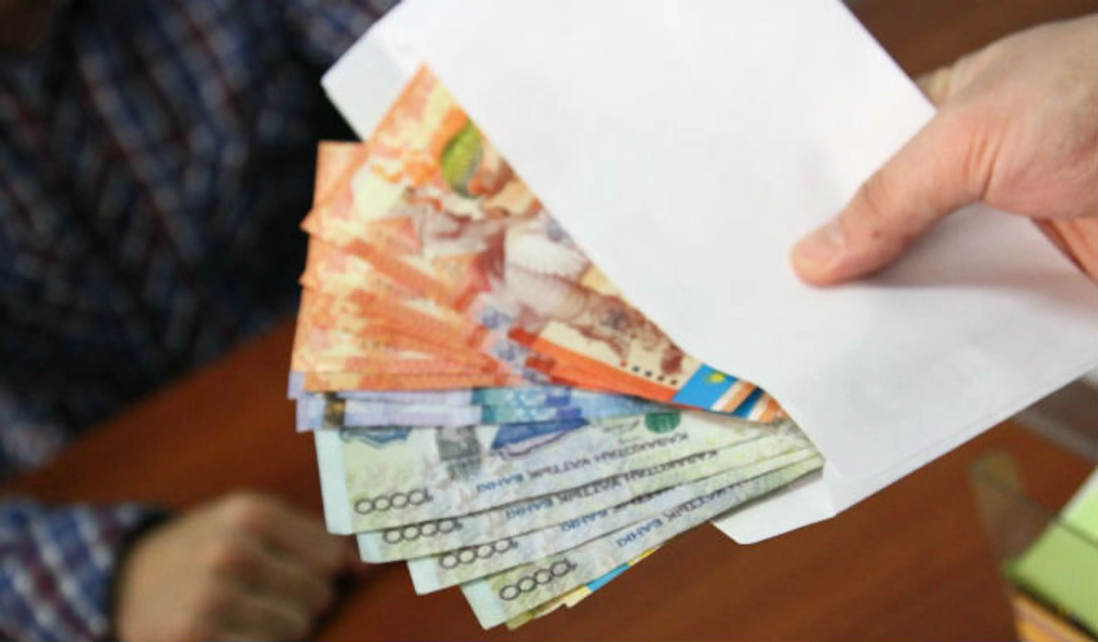 Капитал - Пенсионеры смогут контролировать выплаты госгарантии с помощью egov