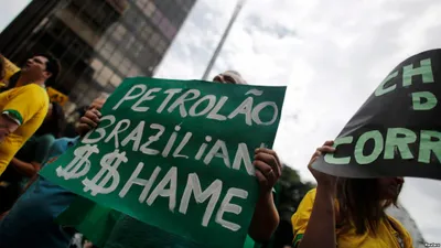 Ведущих политиков Бразилии подозревают в получении взяток
