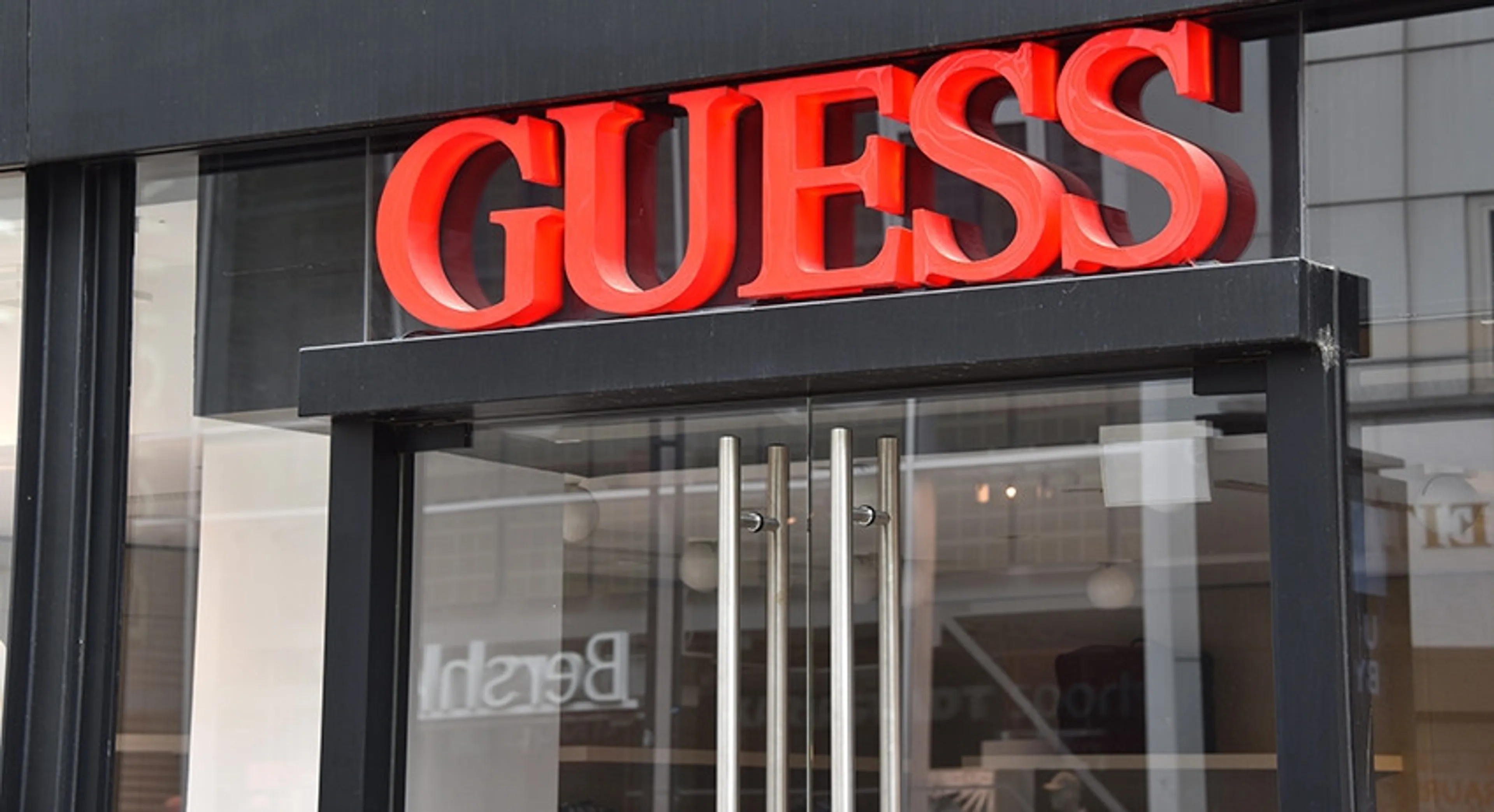 Капитал - Еврокомиссия оштрафовала Guess на 40 млн евро