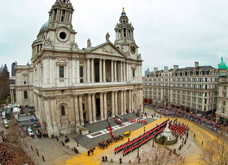 Капитал - В 3,6 млн. фунтов обошлись британцам похороны Тэтчер