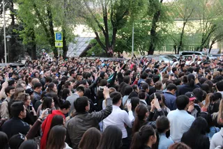 Капитал - Прощание с Батырханом Шукеновым состоится в филармонии им. Жамбыла