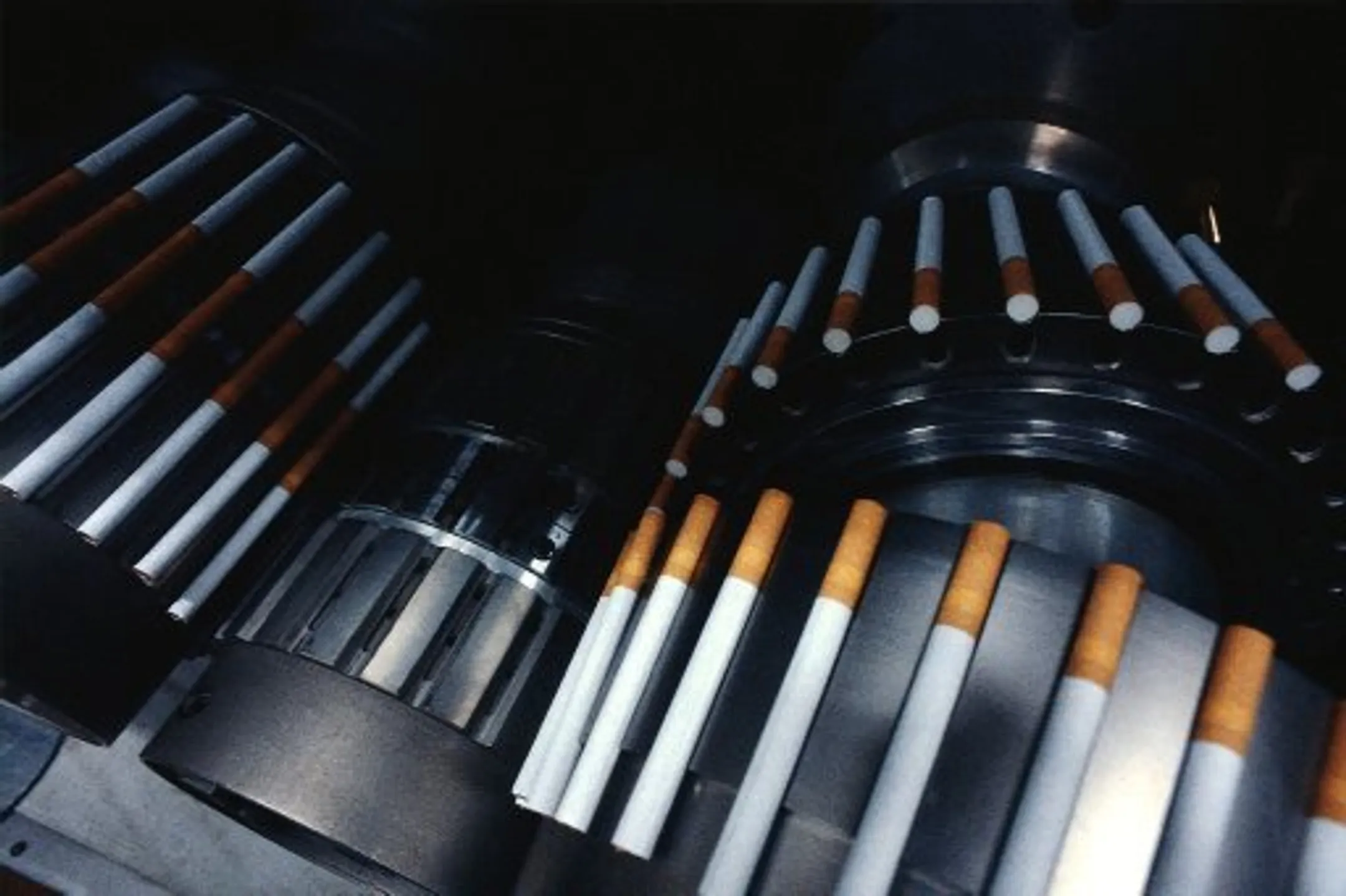 В Казахстане станут меньше покупать сигареты - Image Kapital.kz