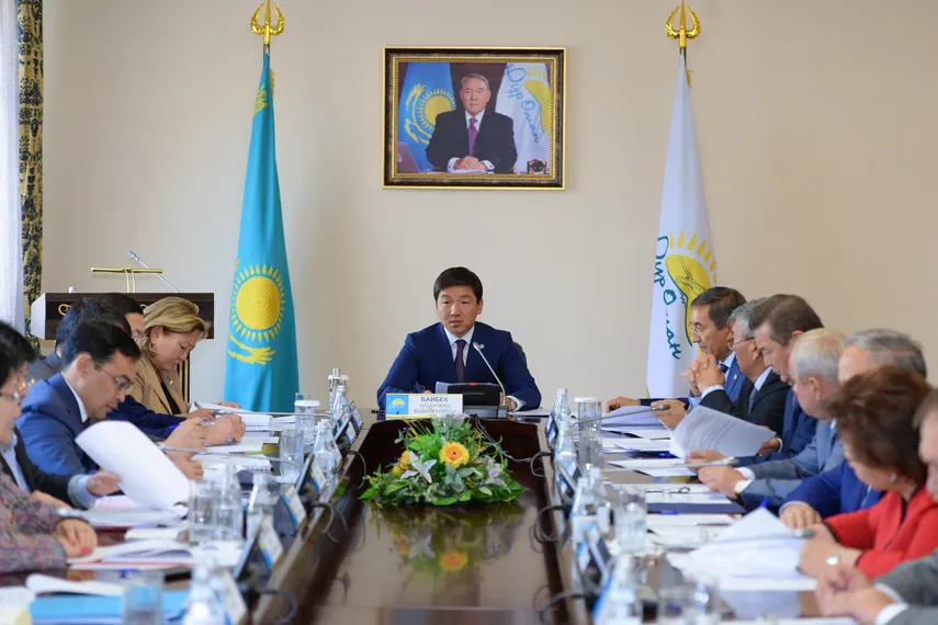 Капитал - Школы и больницы Алматы будут публиковать финансовую отчетность