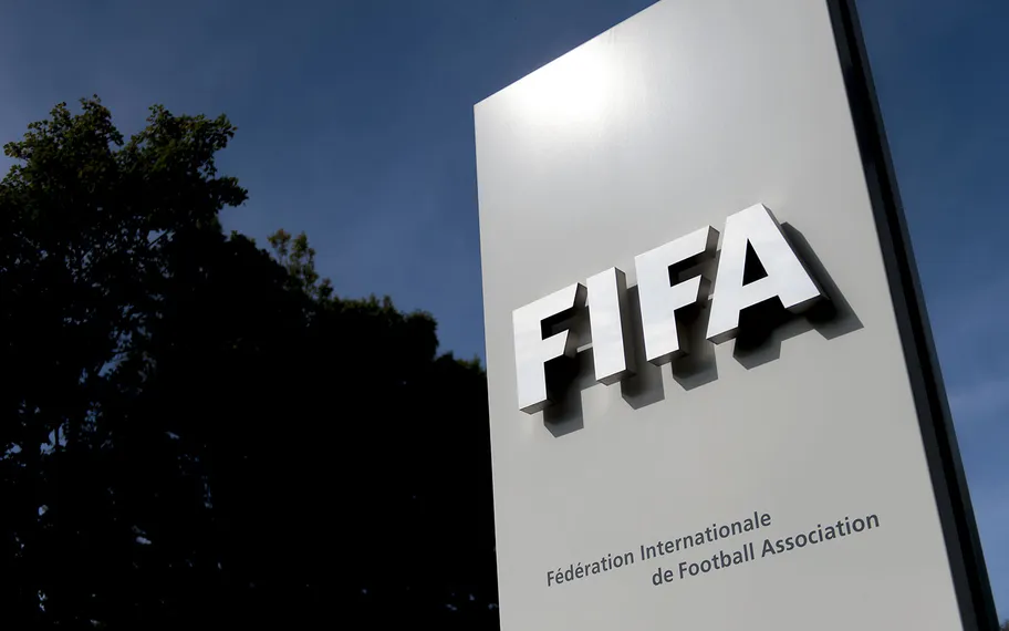 Капитал - Экс-руководители FIFA сами себе выдали бонусы на $80 млн