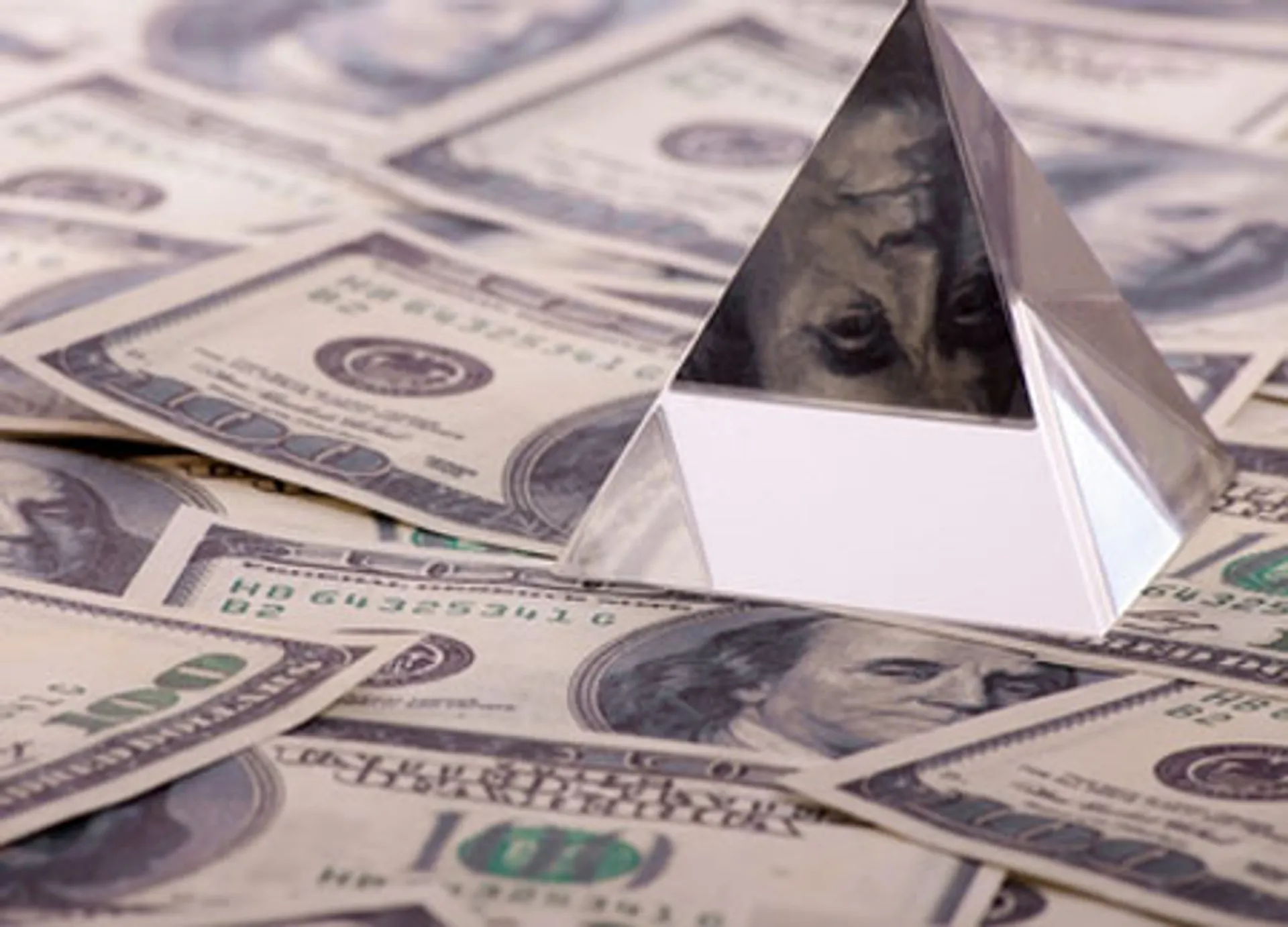 Капитал - В РК подготовлен проект по запрету финпирамид