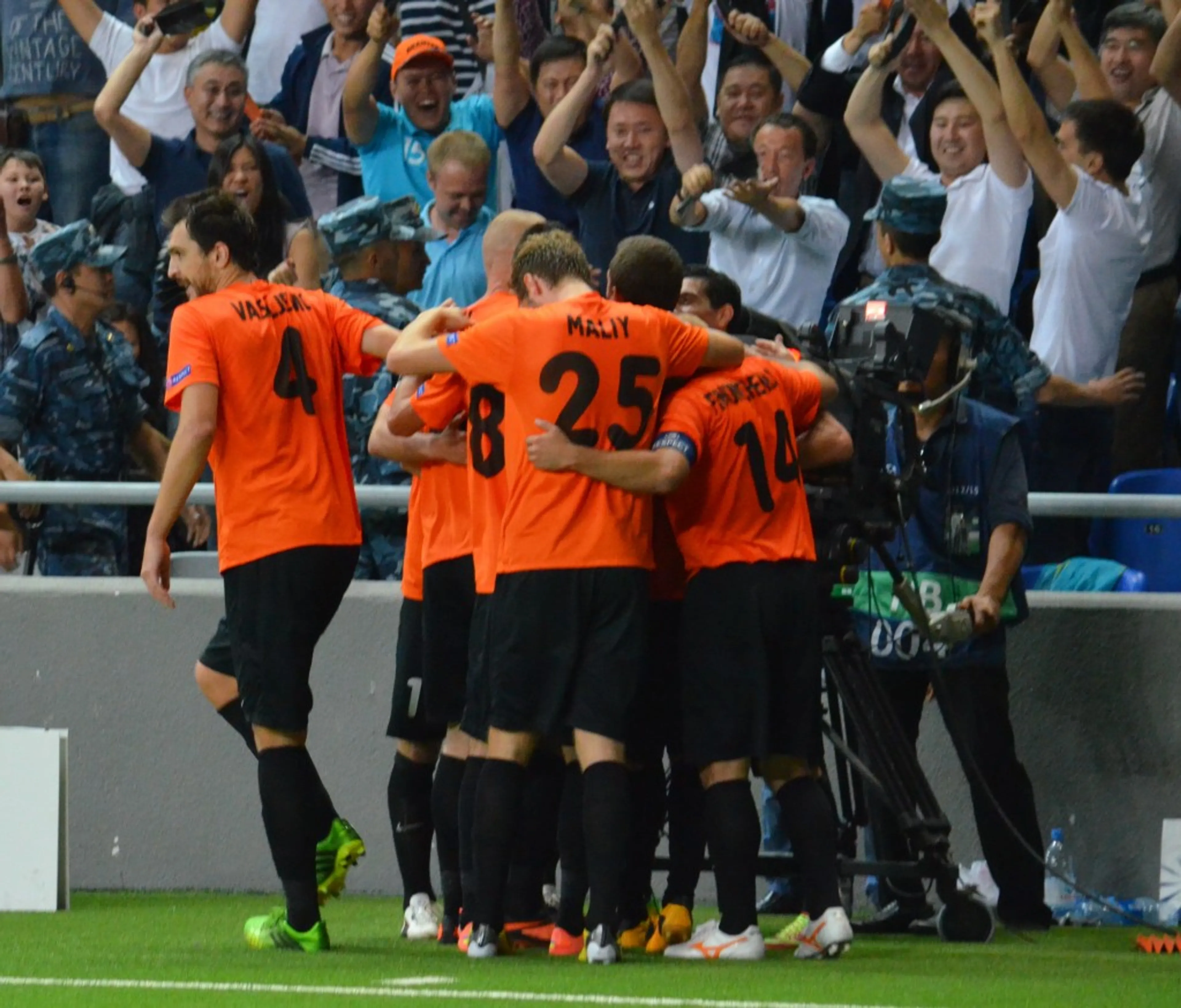 Капитал - На матче «Шахтер» - АЗ ожидается 15 тыс. болельщиков