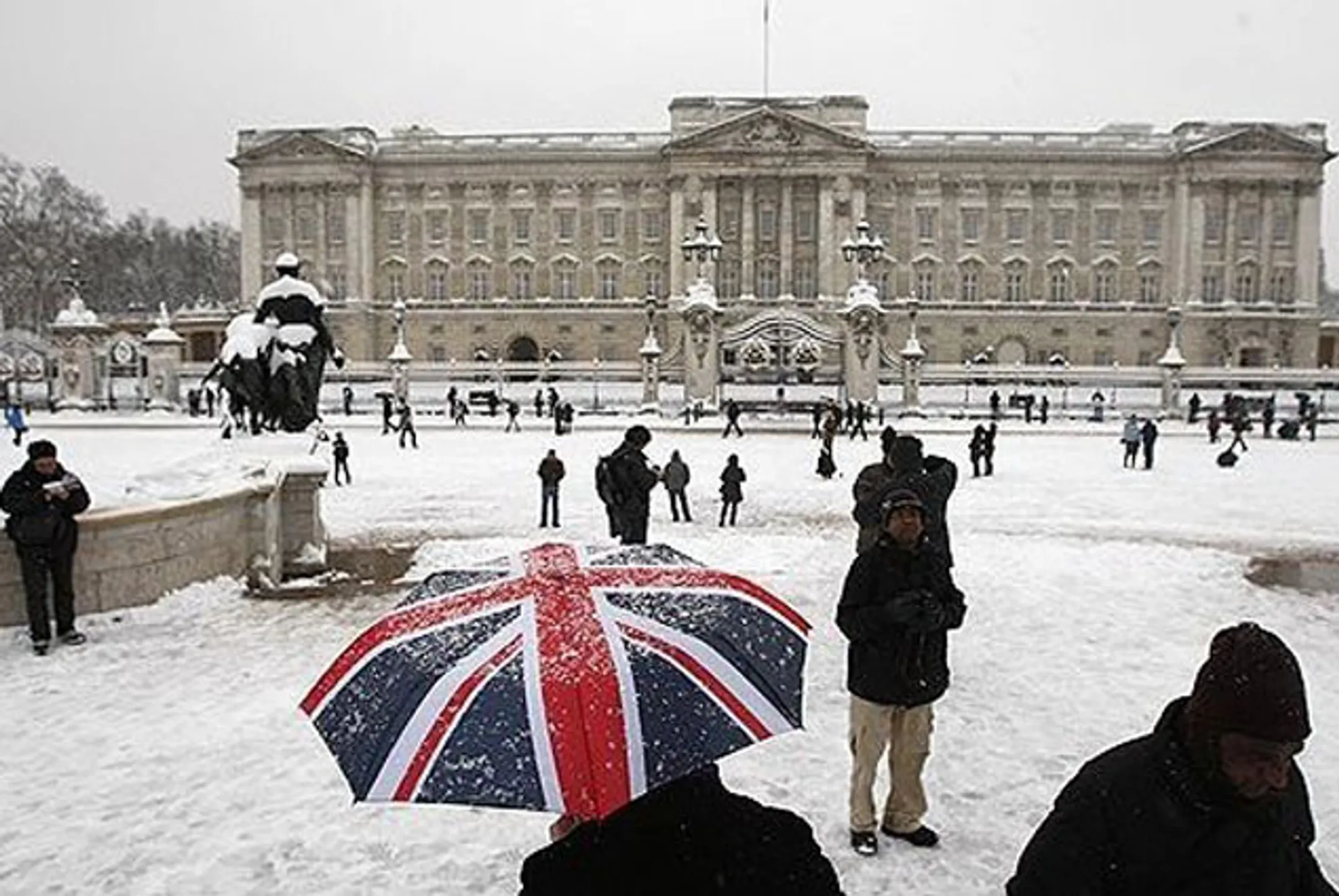 Богатые россияне стремятся в Великобританию - Image Kapital.kz