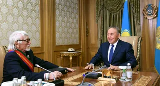 Капитал - Сабит Оразбаев награжден орденом «Достық» І степени