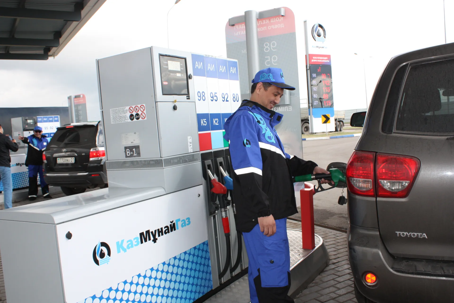 Капитал - Кто отвечает за качество бензина на АЗС?