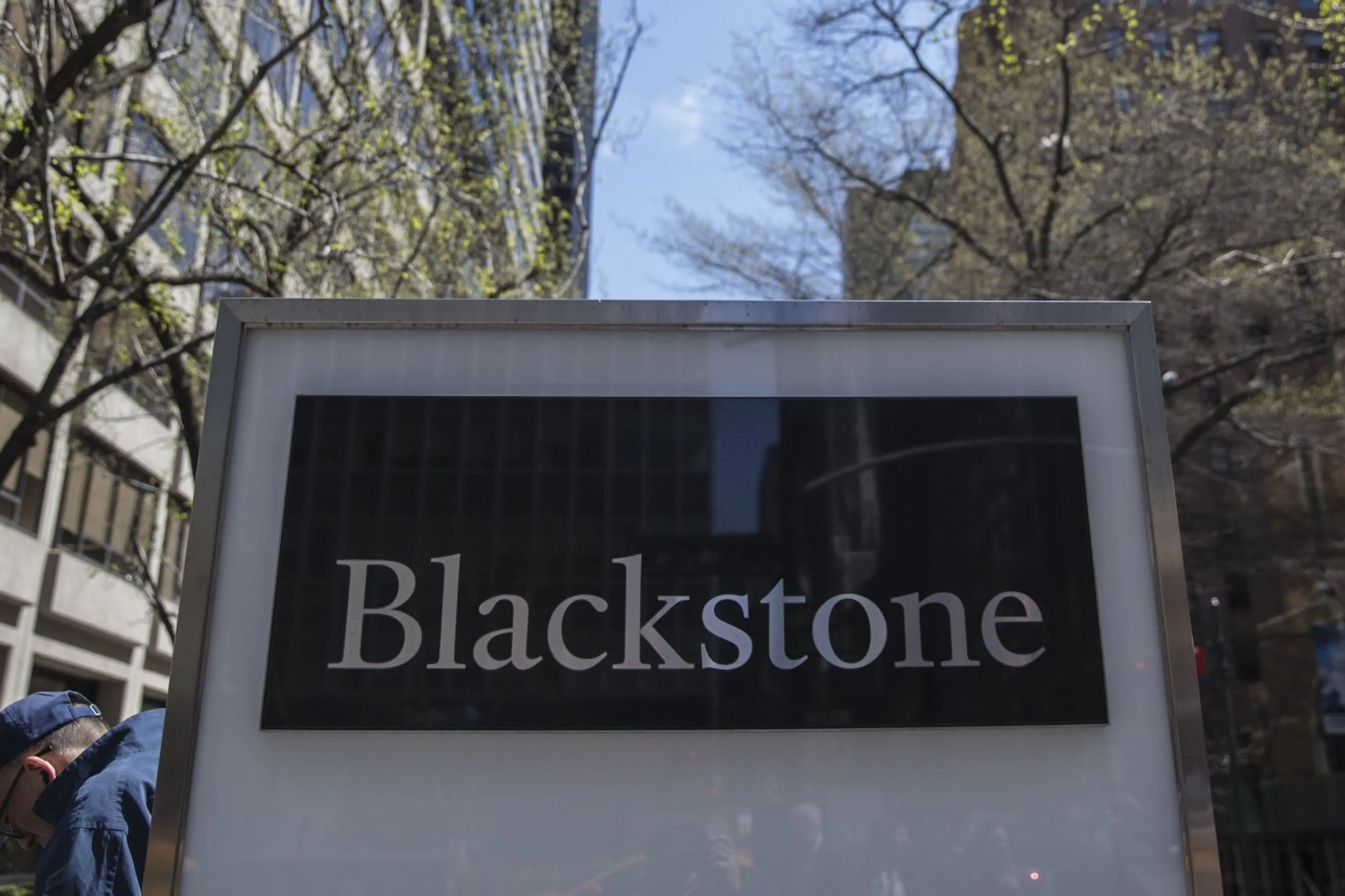 Капитал - Thomson Reuters продала Blackstone долю в ключевом бизнесе