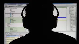 Капитал - В одном из торговых домов Алматы продавали «прослушки»