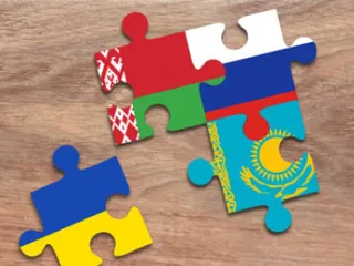 Капитал - Казахстан хочет видеть Украину в составе СНГ