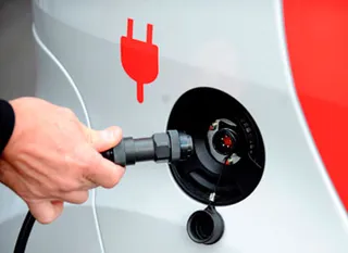 Капитал - Авто на бензине и дизеле предлагают запретить к 2040 г.