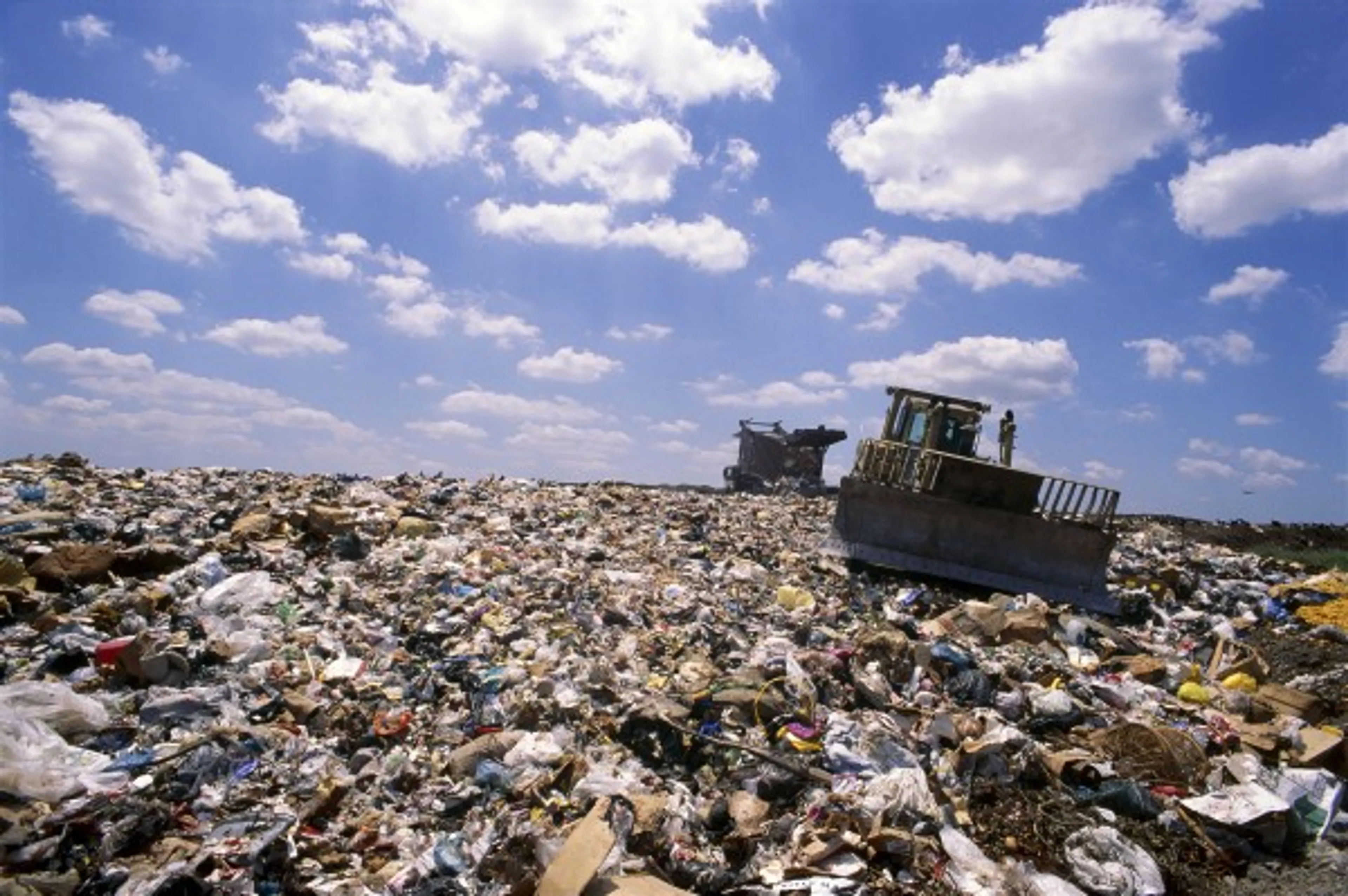 Капитал - В Казахстане собираются построить 41 завод по переработке мусора