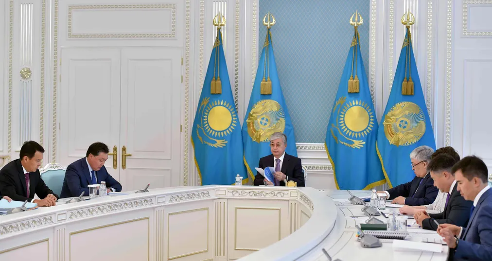 Капитал - Президент поручил сократить необоснованные имиджевые траты