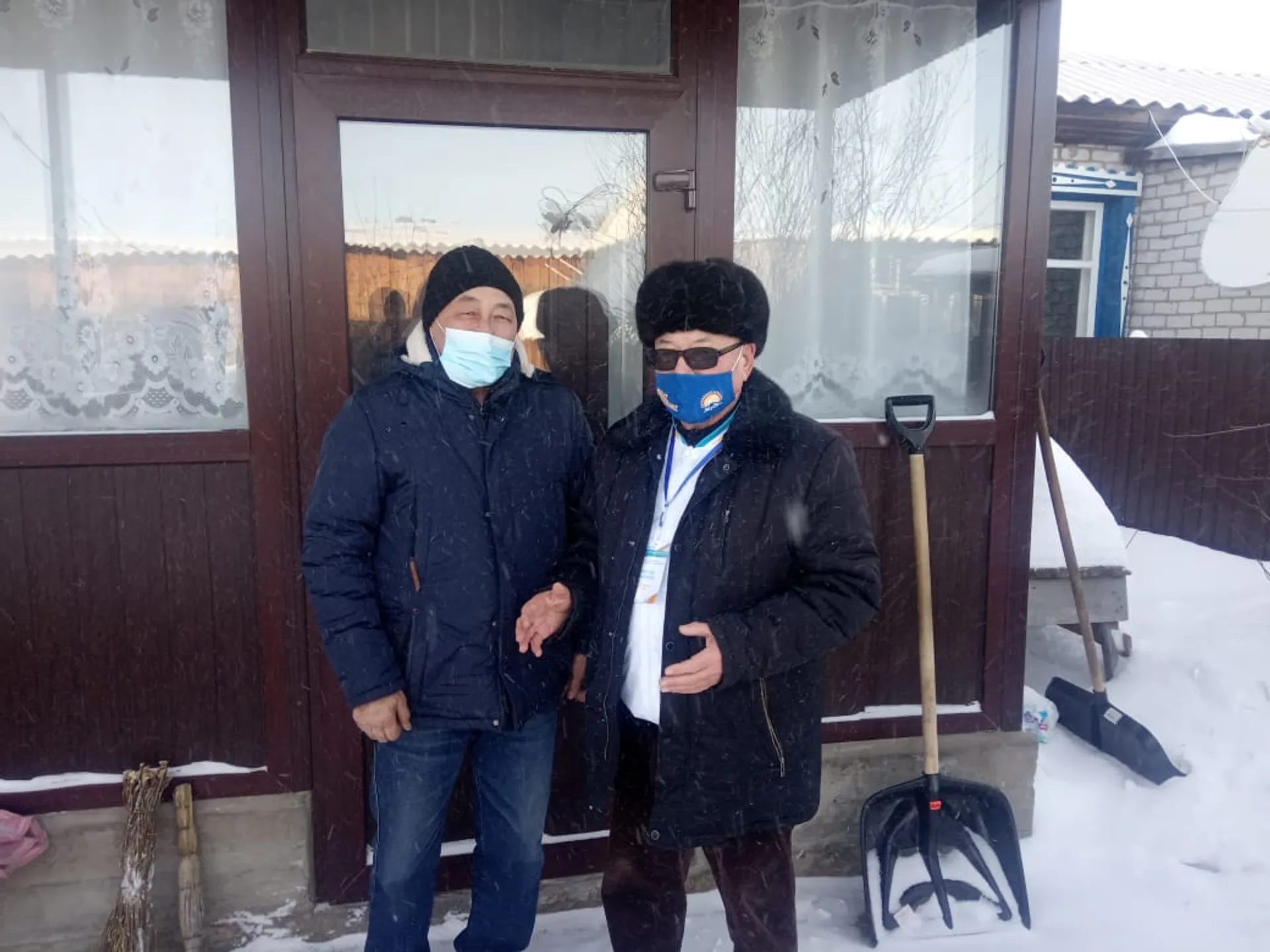 Капитал - «От двери к двери»: кандидаты продолжают акцию