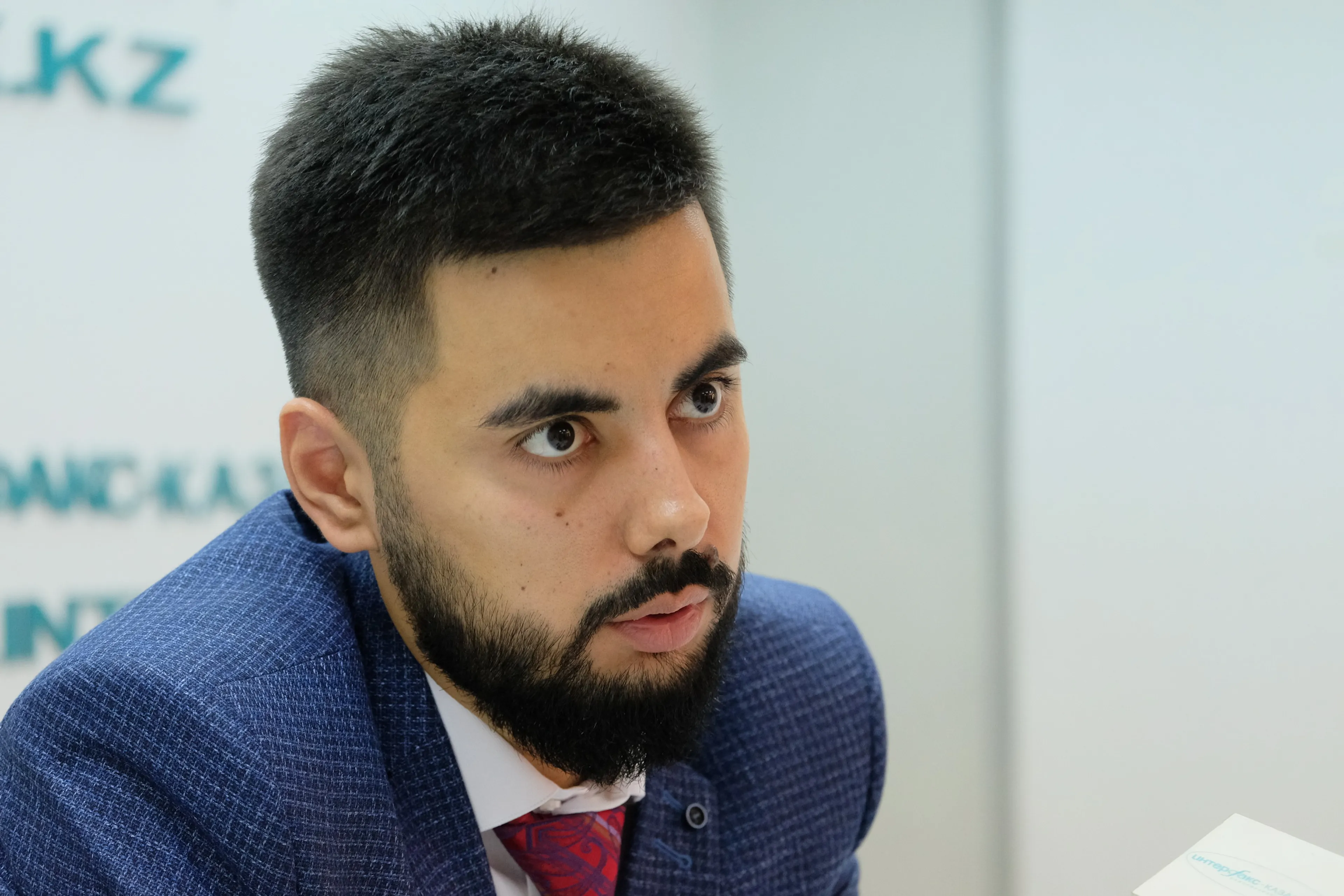 Капитал - Автопром стремится к уровню пятилетней давности