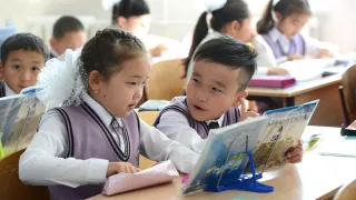 Капитал - Казахстан в топе стран по охвату начальным образованием