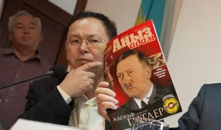 Капитал - Начался суд над главредом журнала Аныз адам