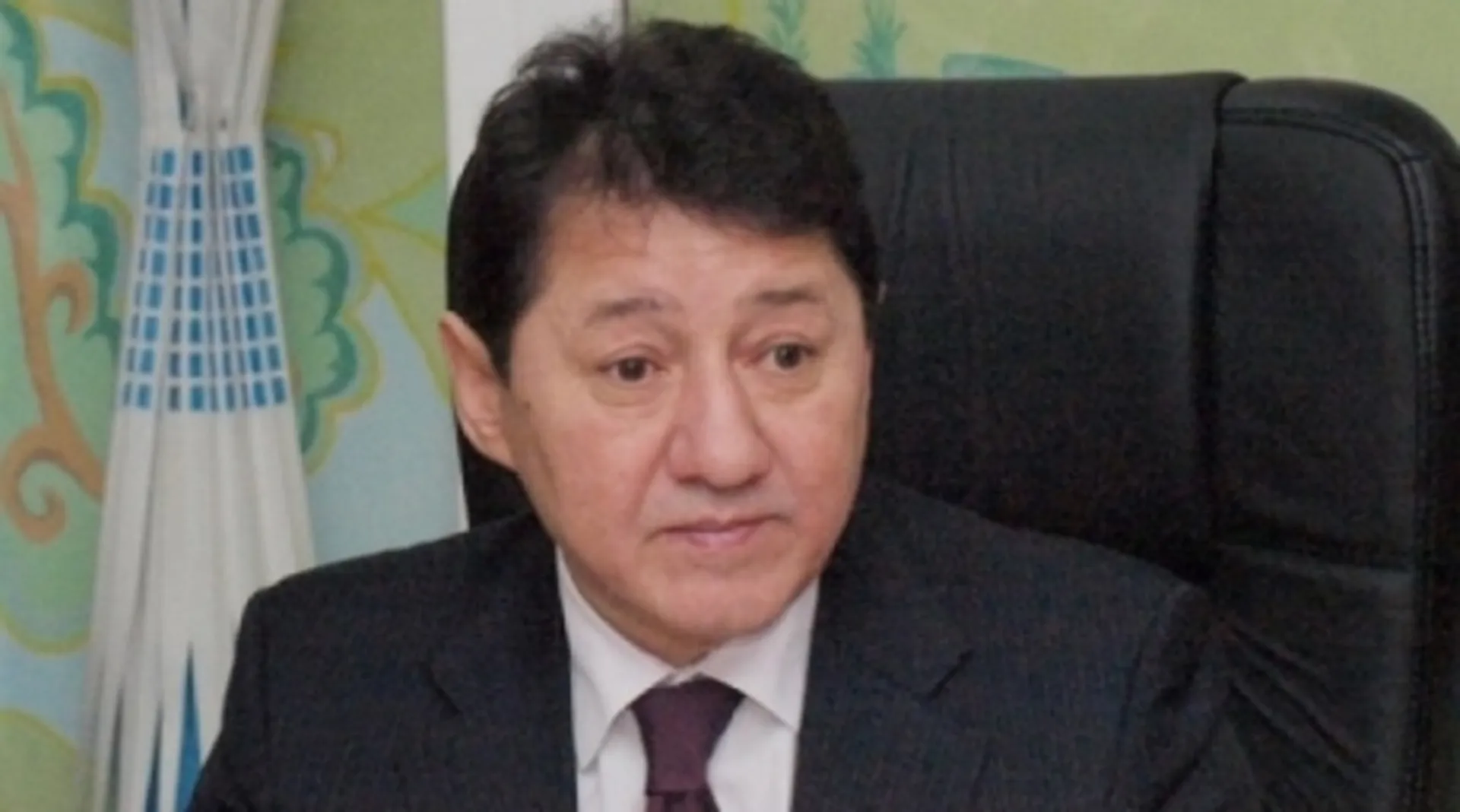 Капитал - Почему подал в отставку аким Ескендиров?