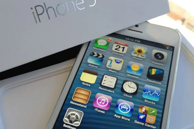 Apple снизила закупки комплектующих iPhone 5